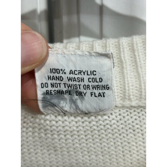 Vintage Lady Archdale White Cable Knit Button-Up Cardigan With Pockets - Picture 8 of 11